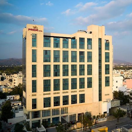 Pride Hotel Udaipur Bagian luar foto