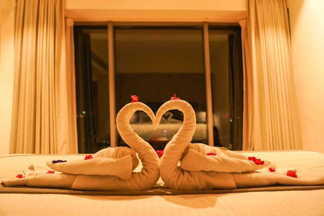 Pride Hotel Udaipur Bagian luar foto